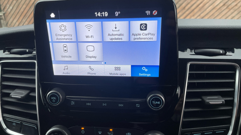 Ford Transit Custom 300 L2 Diesel Fwd 2.0 EcoBlue 170ps Low Roof Limited Van